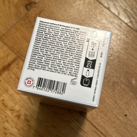 NEW Cellcosmet Plumping Cellular Tinted Skincare Cream in 00 Porcelain - Picture 5 of 5